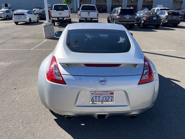 Used 2011 Nissan 370Z Coupe w/ Sport Pkg RWD image 5