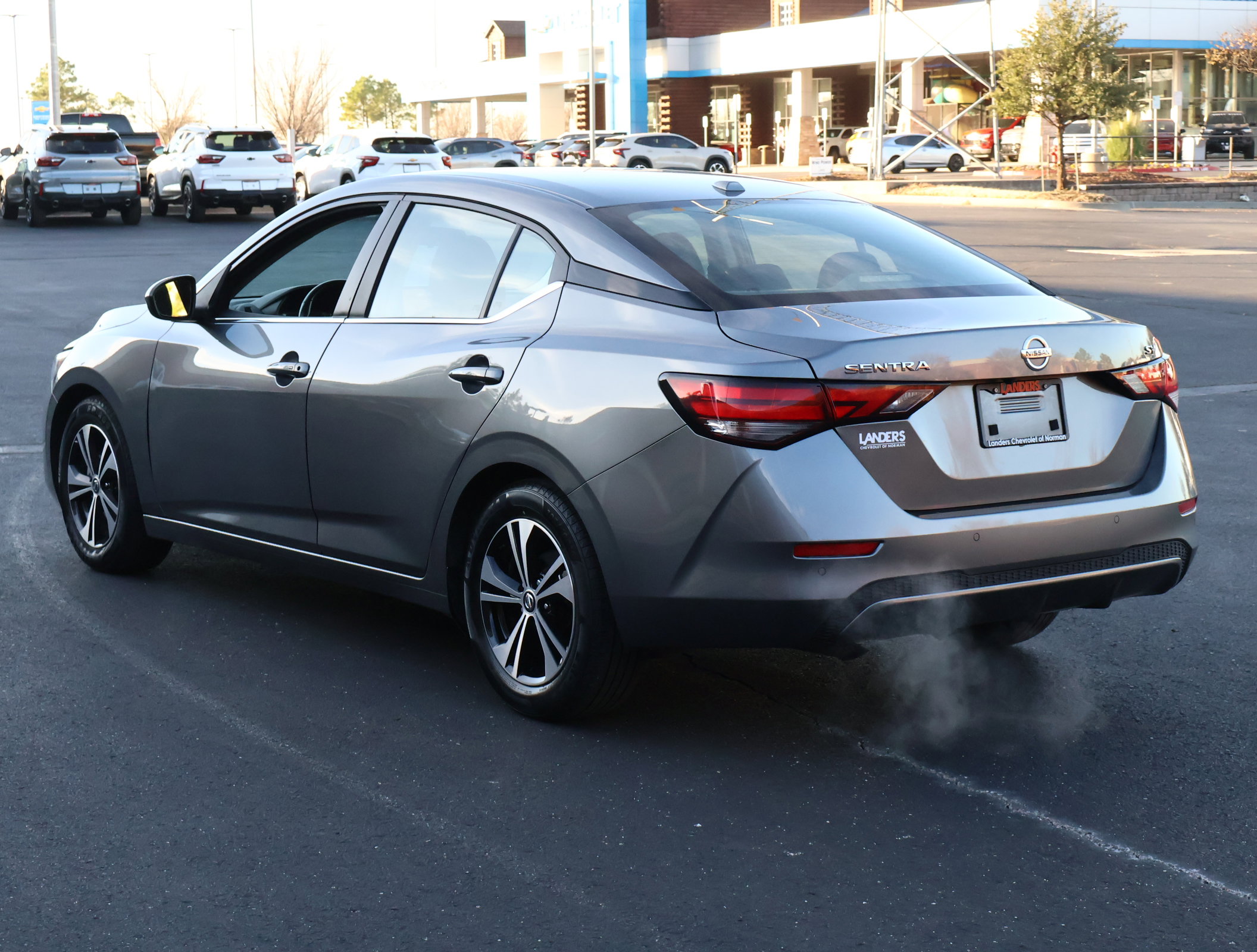Used 2023 Nissan Sentra SV image 7