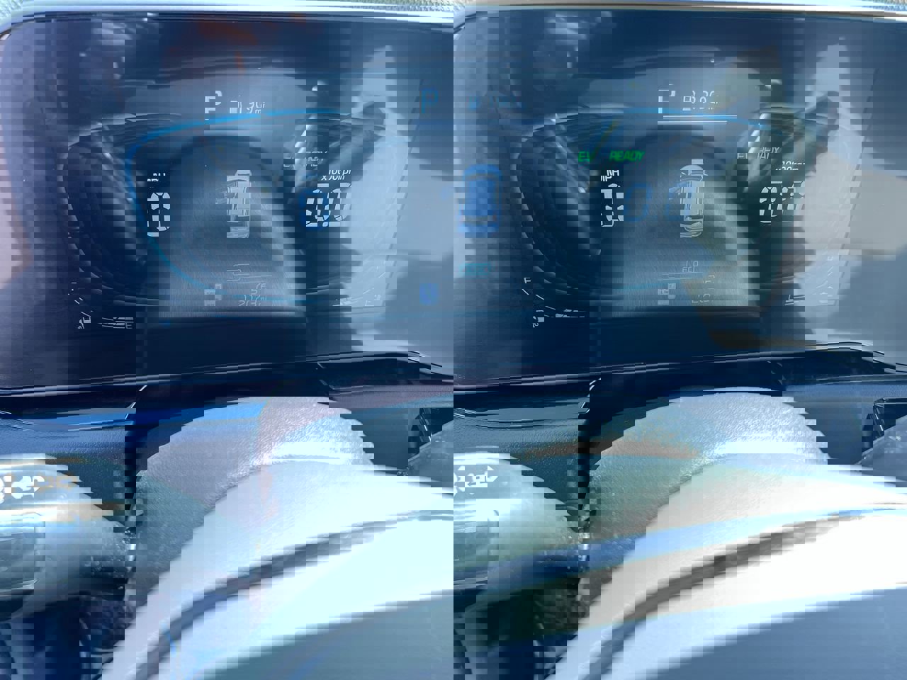 Certified 2023 Kia Niro EX image 21