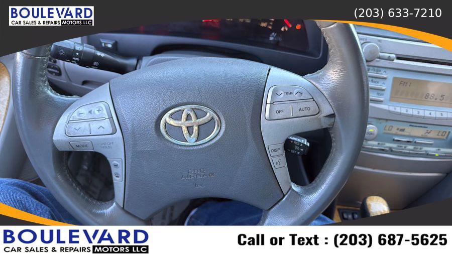 Used 2007 Toyota Camry XLE FWD image 16