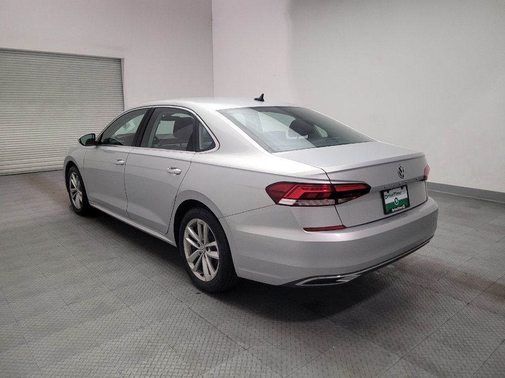 Used 2020 Volkswagen Passat 2.0T SE FWD image 5