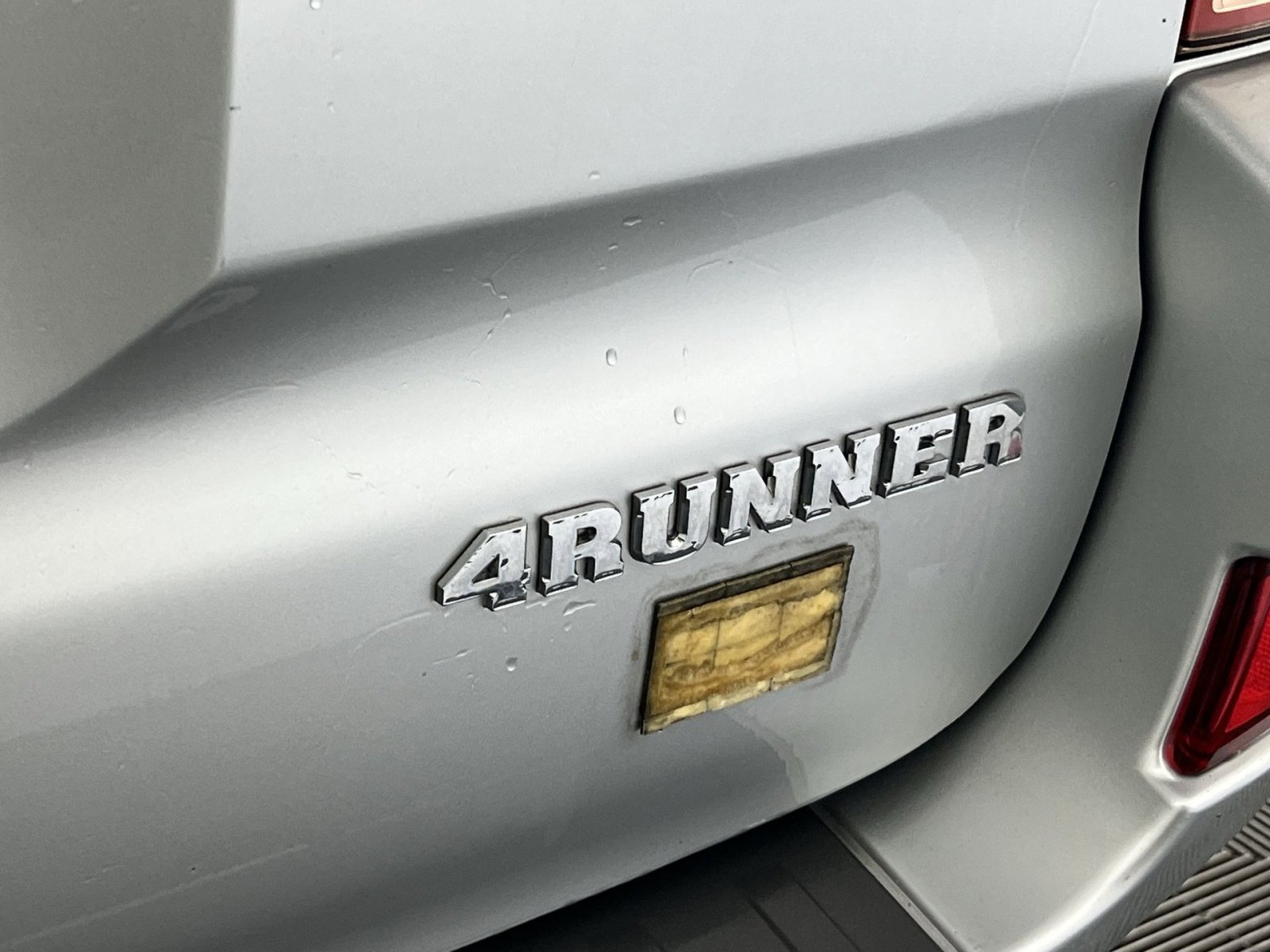 Used 2004 Toyota 4Runner SR5 image 24