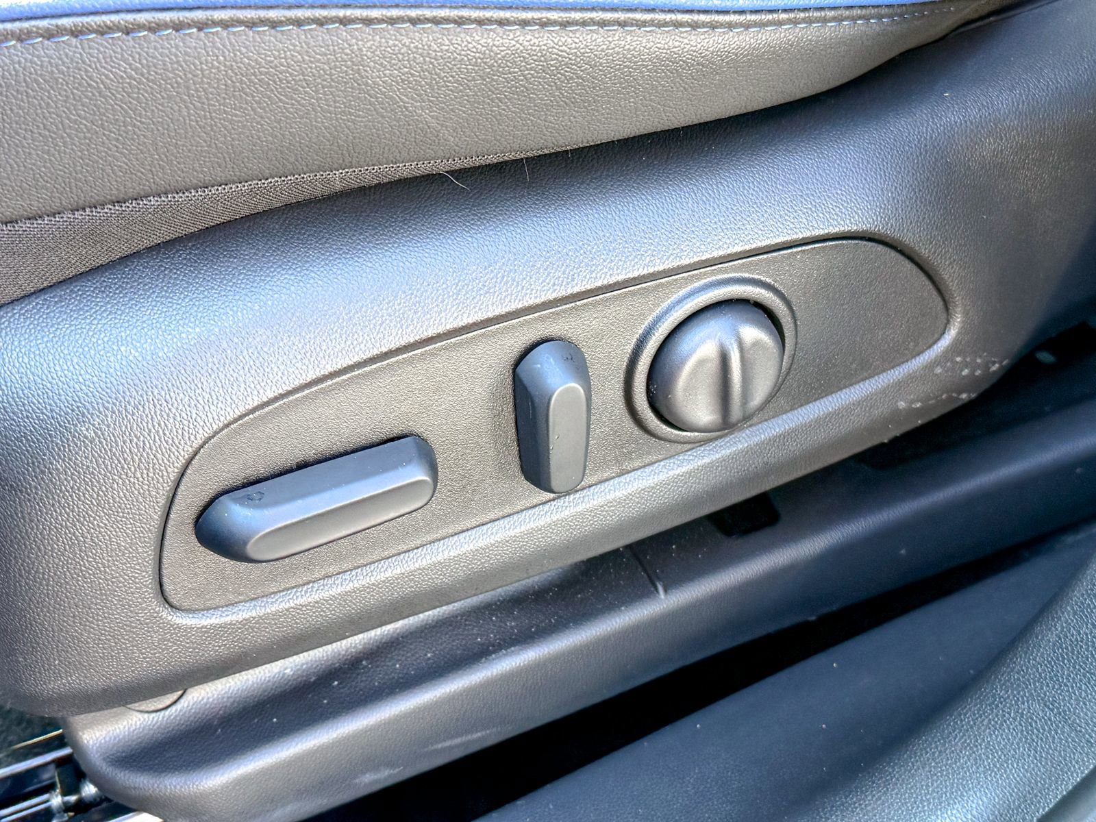 Certified 2026 Buick Encore GX Sport Touring w/ Advanced Technology Package image 18