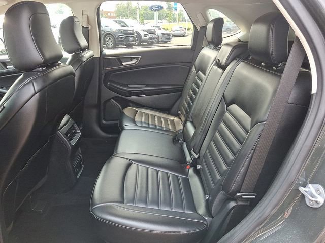 Certified 2022 Ford Edge ST-Line image 12