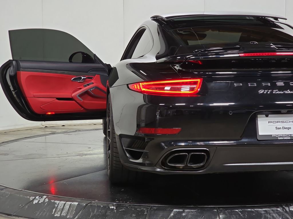 Certified 2014 Porsche 911 Turbo S AWD/4WD image 31