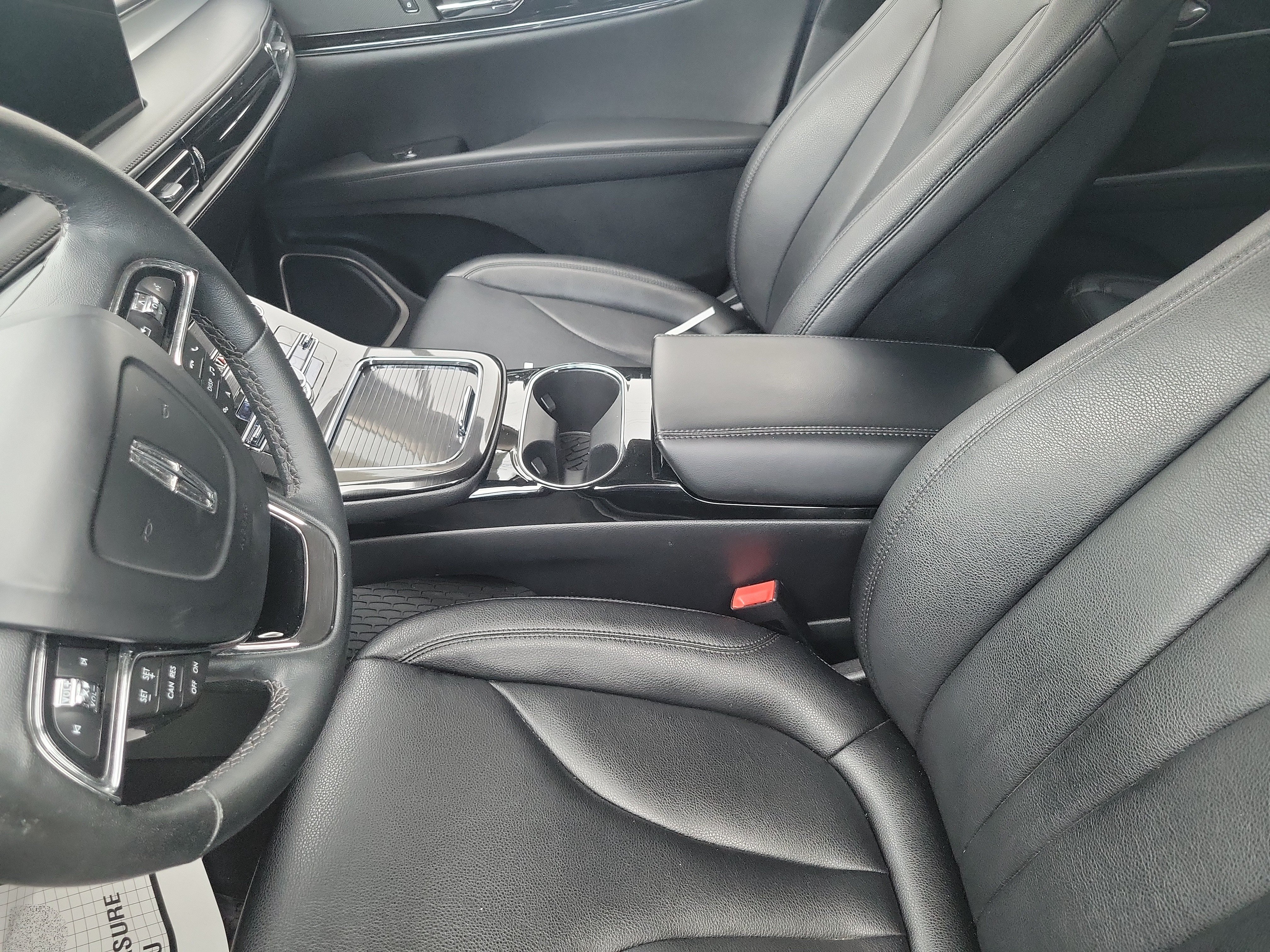 Certified 2023 Lincoln Nautilus AWD w/ Premium Package image 13