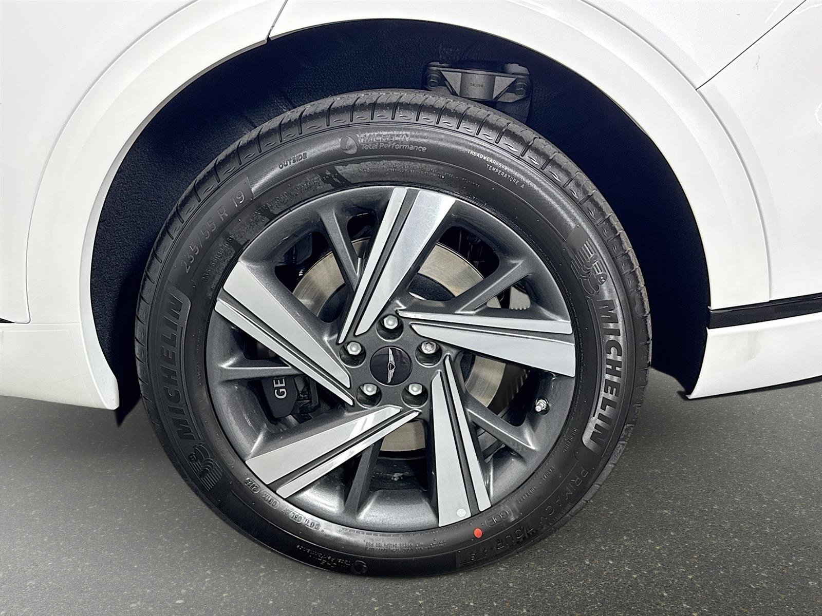 New 2026 Genesis GV70 3.5T Sport Advanced image 33