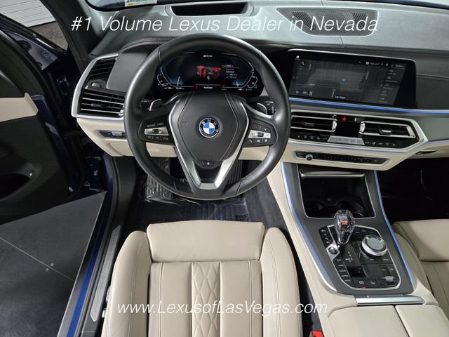 Used 2023 BMW X5 xDrive45e w/ Executive Package AWD/4WD image 16