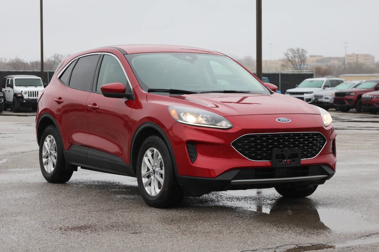 Used 2020 Ford Escape SE AWD/4WD image 4