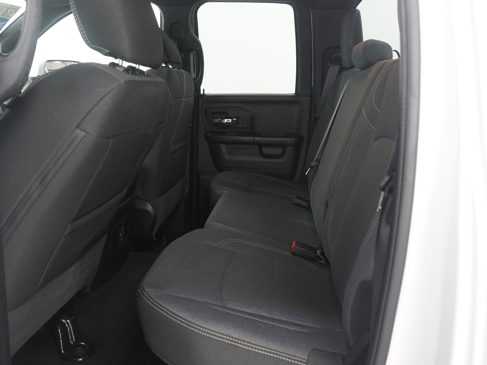 Used 2021 RAM 1500 Classic Warlock w/ Trailer & Traction Group image 15