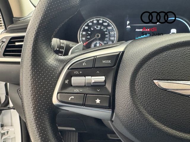 Used 2022 Genesis G70 2.0T w/ Prestige Package RWD image 23