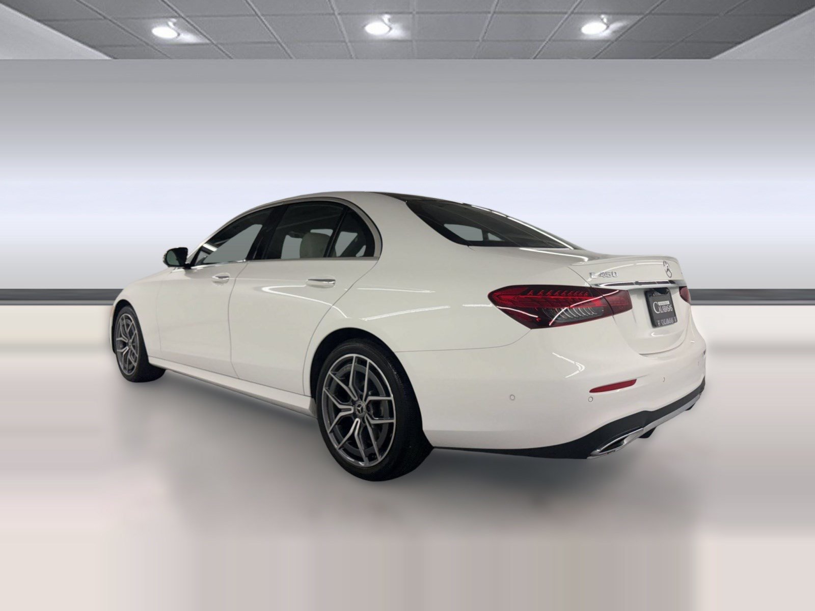 Used 2021 Mercedes-Benz E 450 4MATIC Sedan image 3