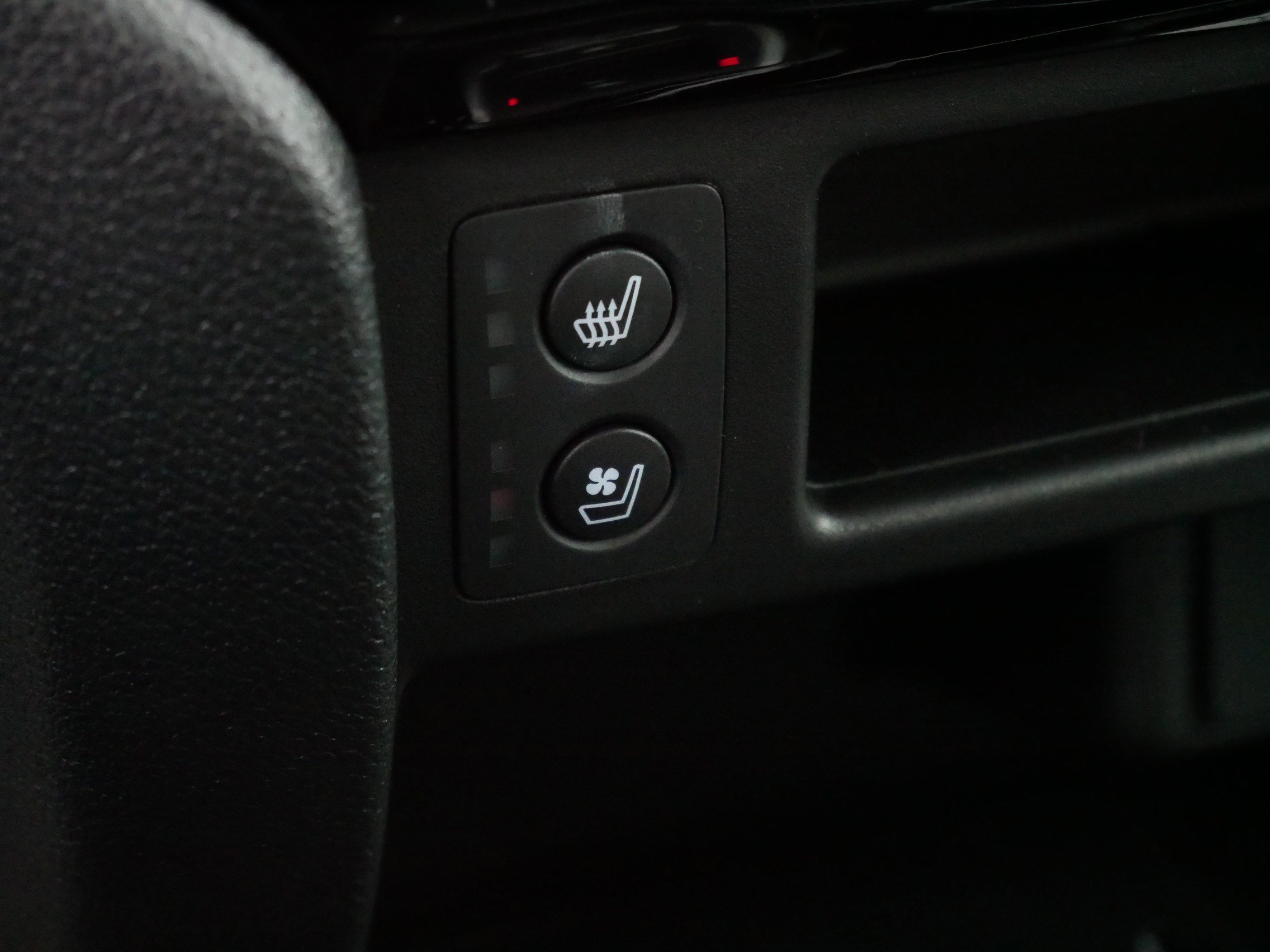 Certified 2025 Honda Ridgeline Black Edition image 30