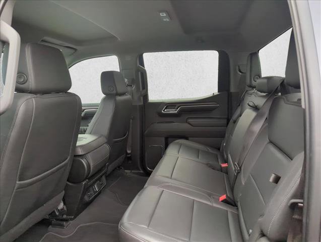 Used 2024 GMC Sierra 1500 SLT image 12