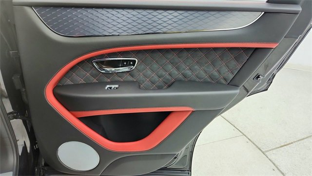 Used 2022 Bentley Bentayga Speed image 26