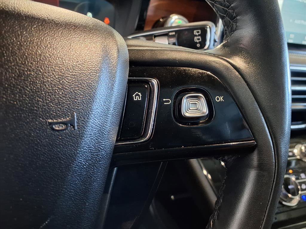 Used 2022 Lincoln Corsair Reserve w/ Sport Package image 25