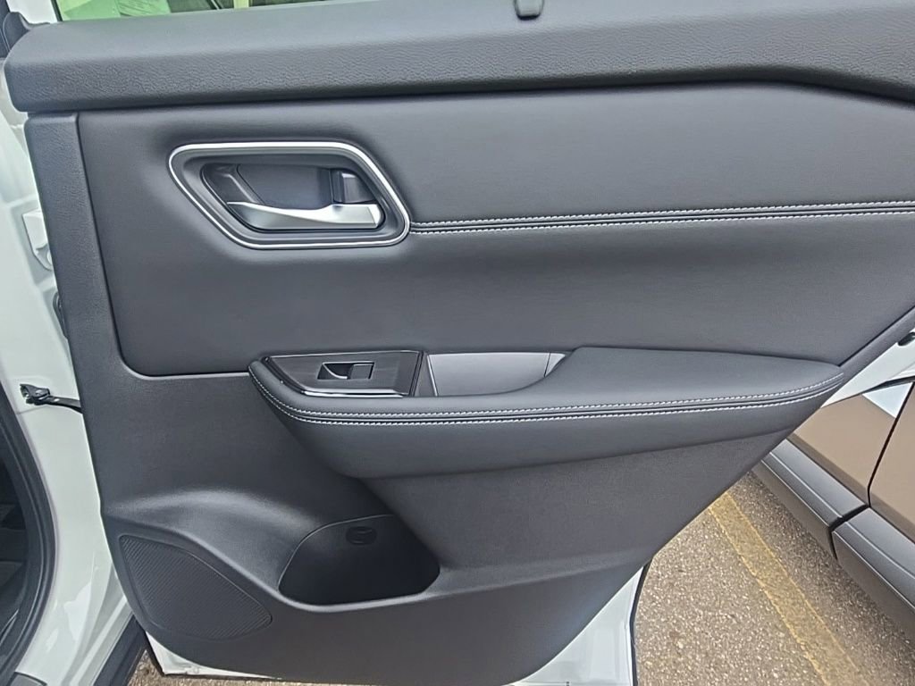 New 2026 Nissan Rogue Platinum AWD/4WD image 25