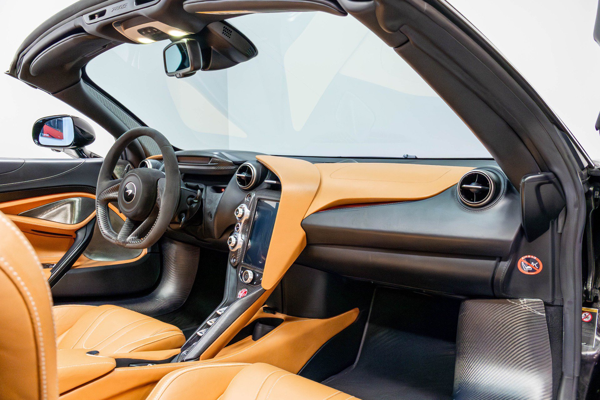 Used 2019 McLaren 720S Luxury RWD image 24
