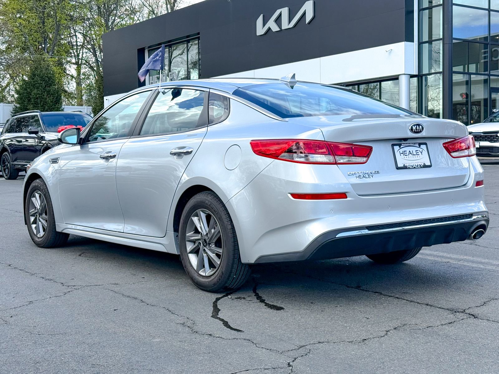 Certified 2020 Kia Optima LX FWD image 6