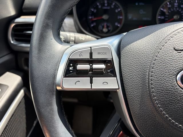 Used 2020 Kia Telluride EX AWD/4WD image 29