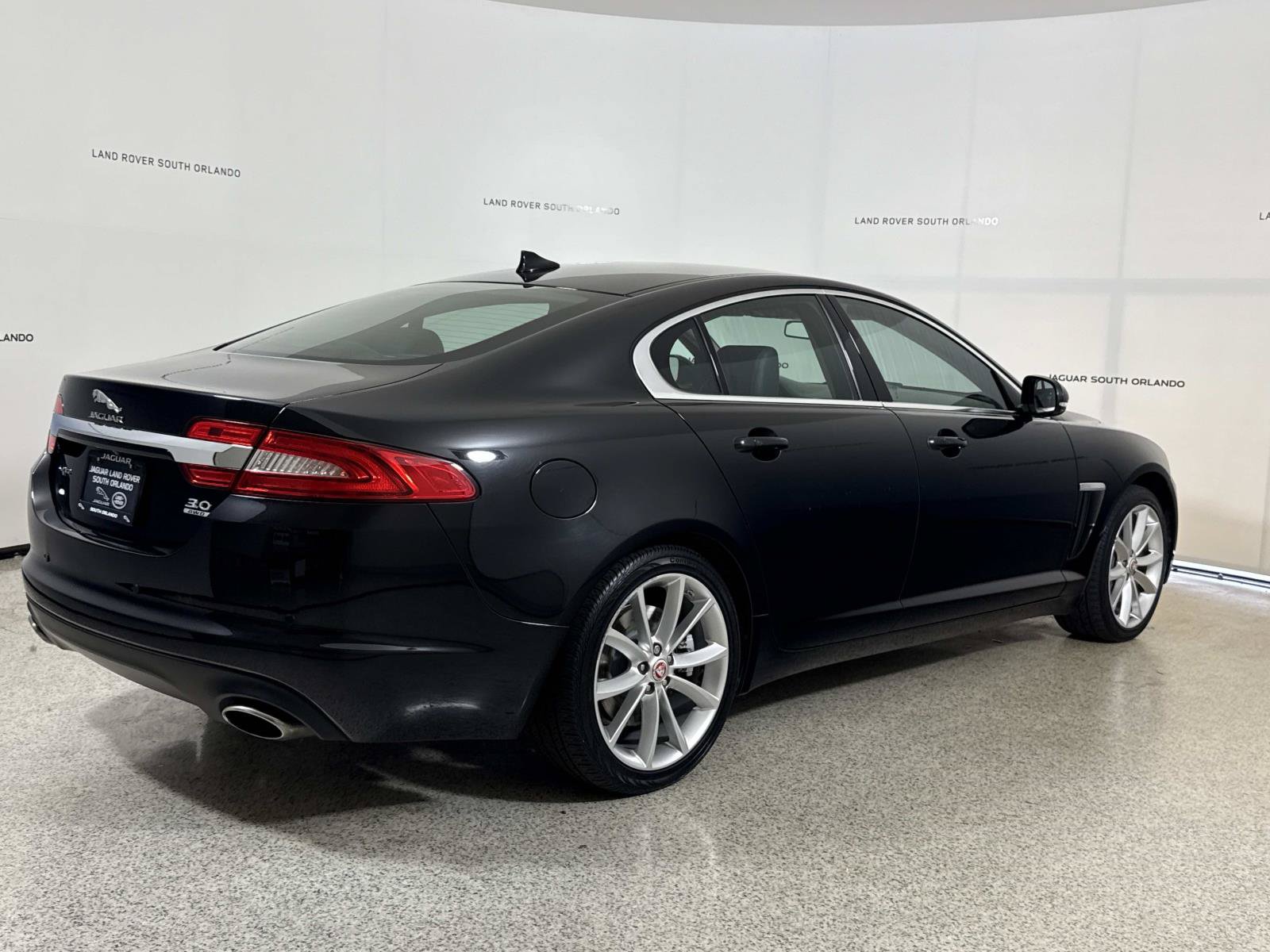 Used 2015 Jaguar XF Portfolio AWD/4WD image 5
