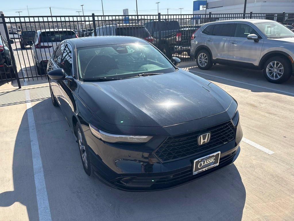 Used 2025 Honda Accord EX-L image 16