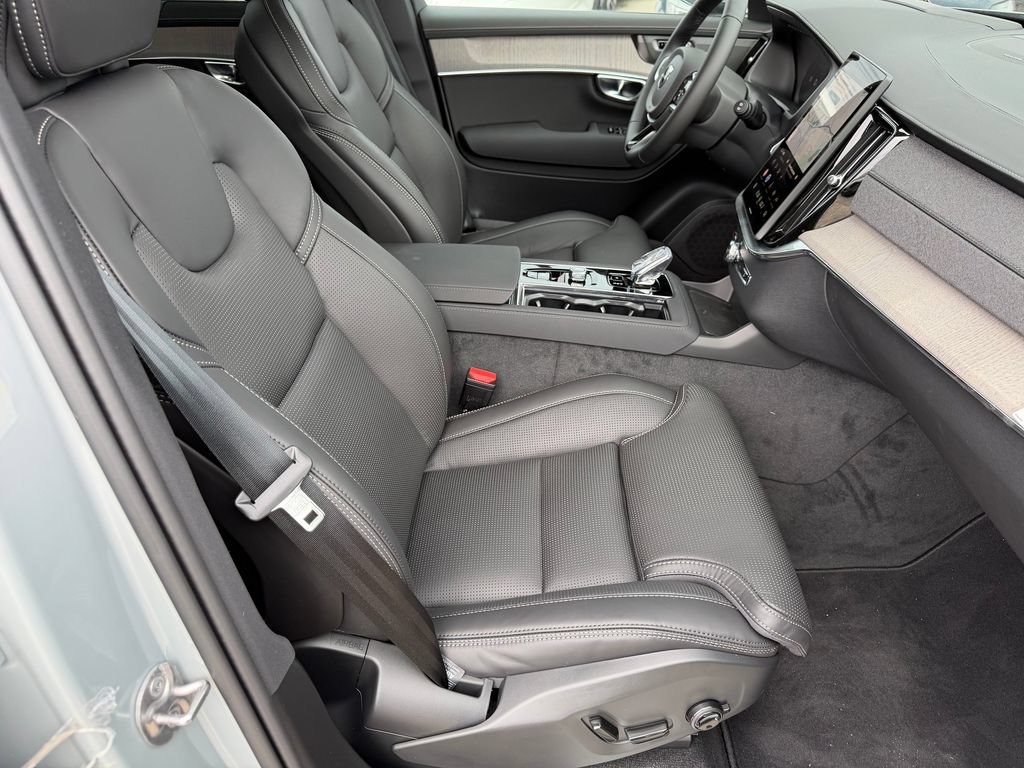 New 2026 Volvo XC90 B6 Ultra AWD/4WD image 9