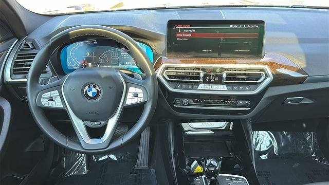 Used 2024 BMW X4 xDrive30i w/ Parking Assistance Package AWD/4WD image 22