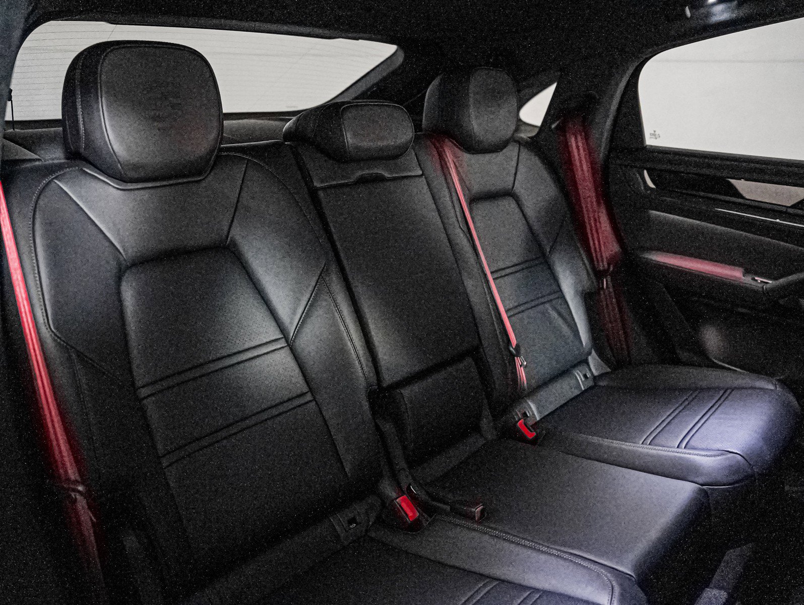 New 2026 Porsche Cayenne Turbo GT image 6