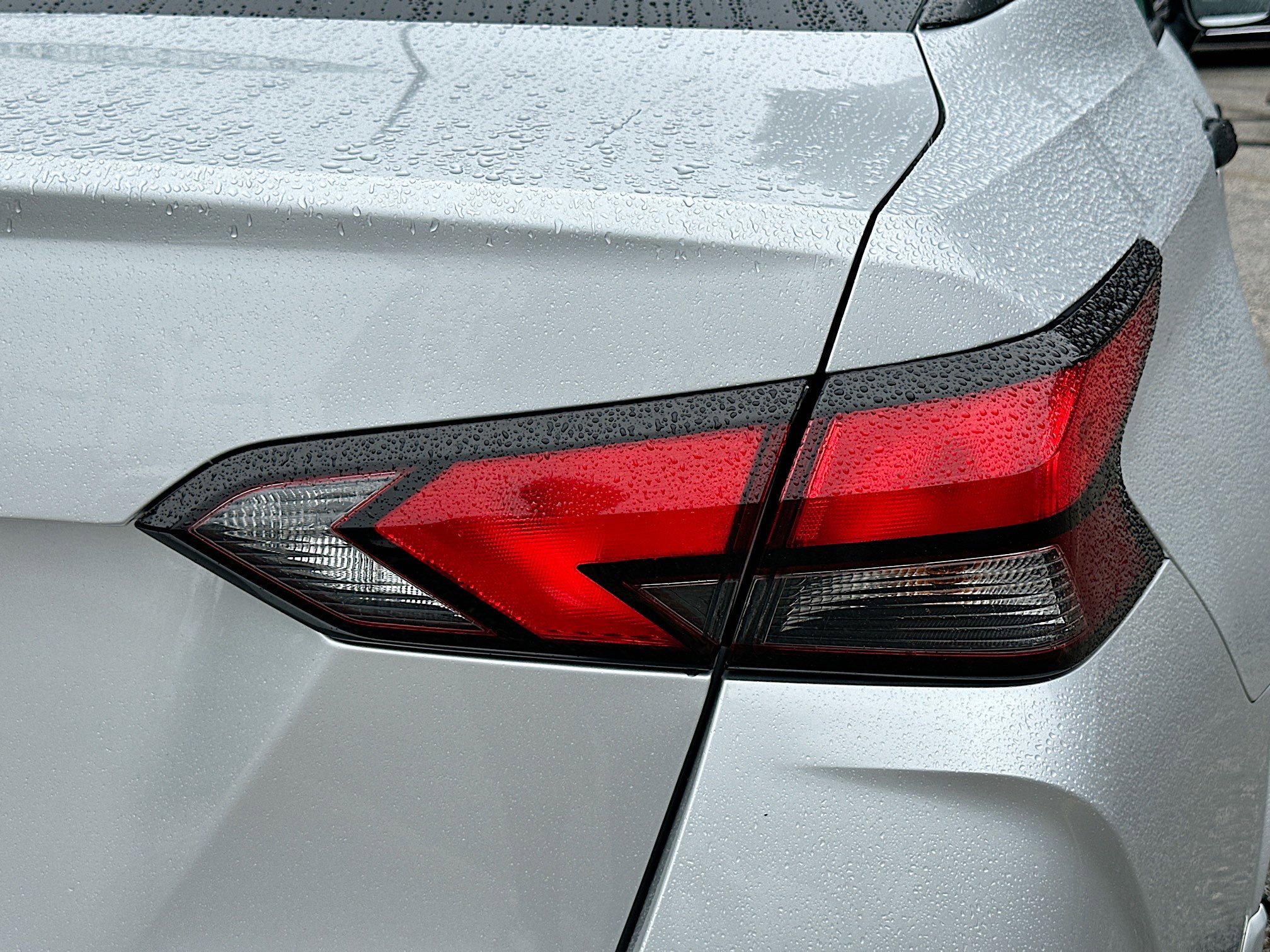 Used 2022 Nissan Versa S image 28