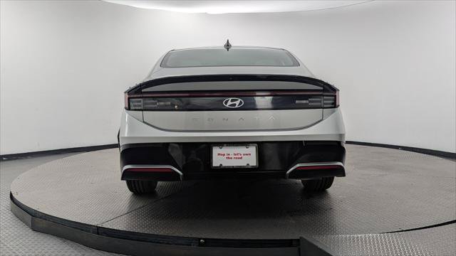Used 2025 Hyundai Sonata SEL FWD image 7