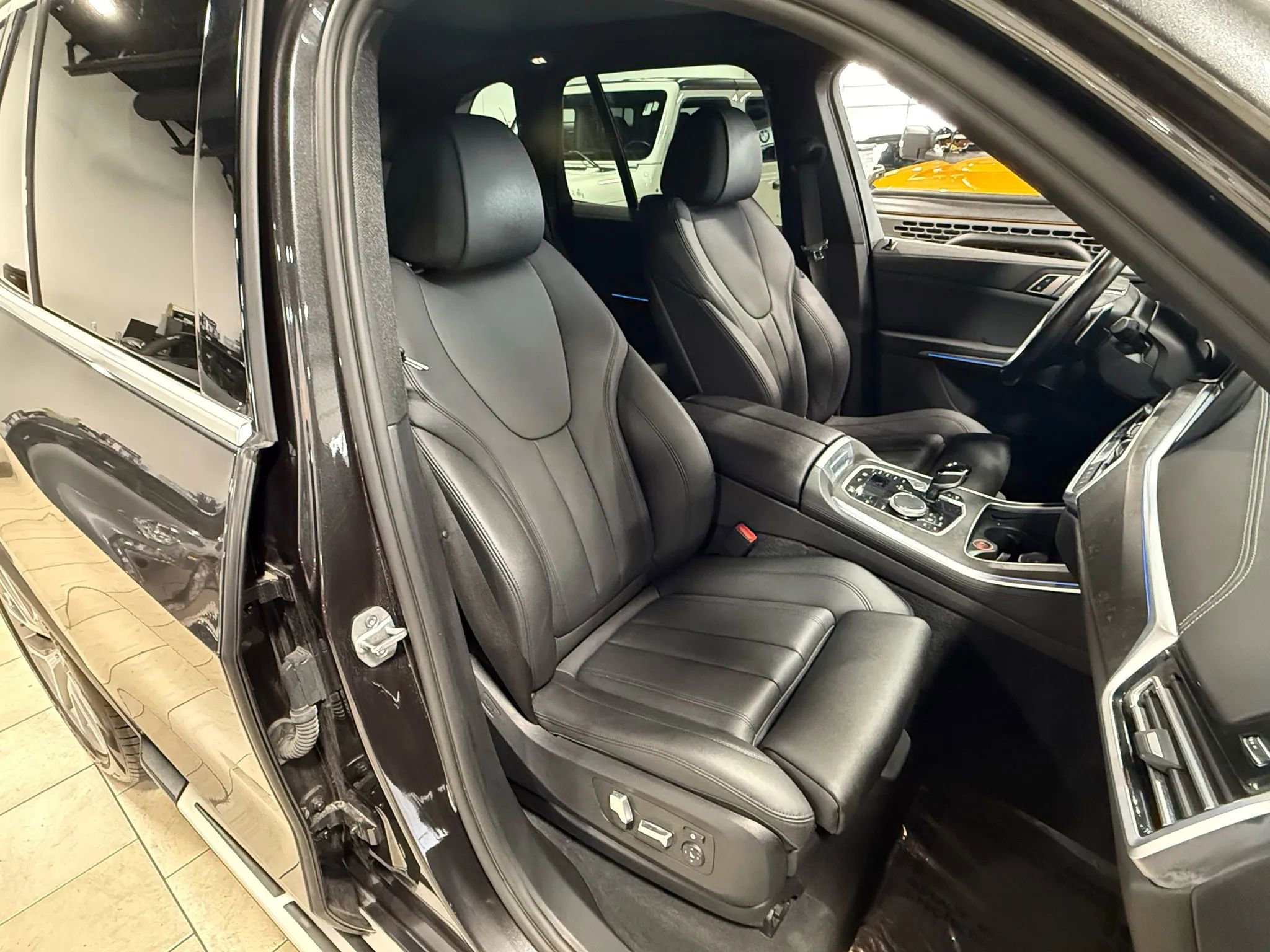 Used 2022 BMW X5 xDrive45e image 14