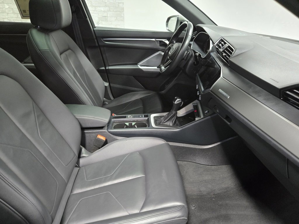 Used 2024 Audi Q3 2.0T Premium image 51