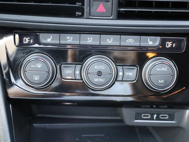 Used 2022 Volkswagen Jetta GLI Autobahn FWD image 23