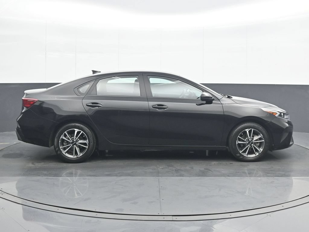 Used 2023 Kia Forte LXS FWD image 7