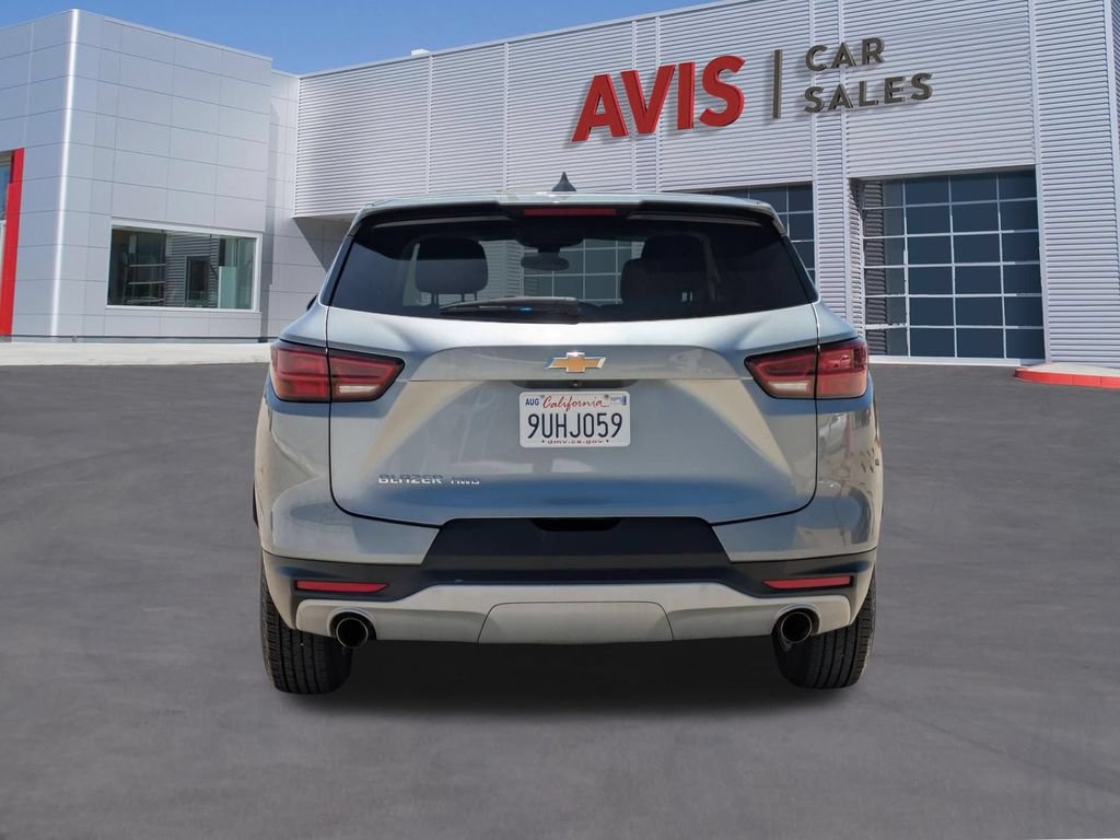 Used 2025 Chevrolet Blazer LT AWD/4WD image 7