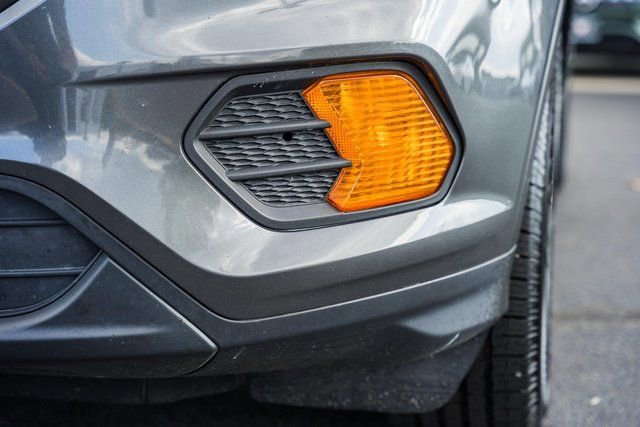 Used 2019 Ford Escape S image 11