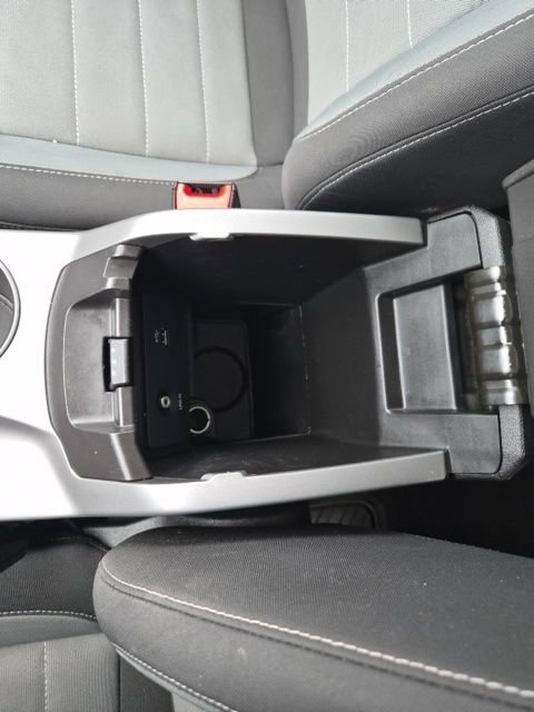 Used 2013 Ford Escape SE image 25