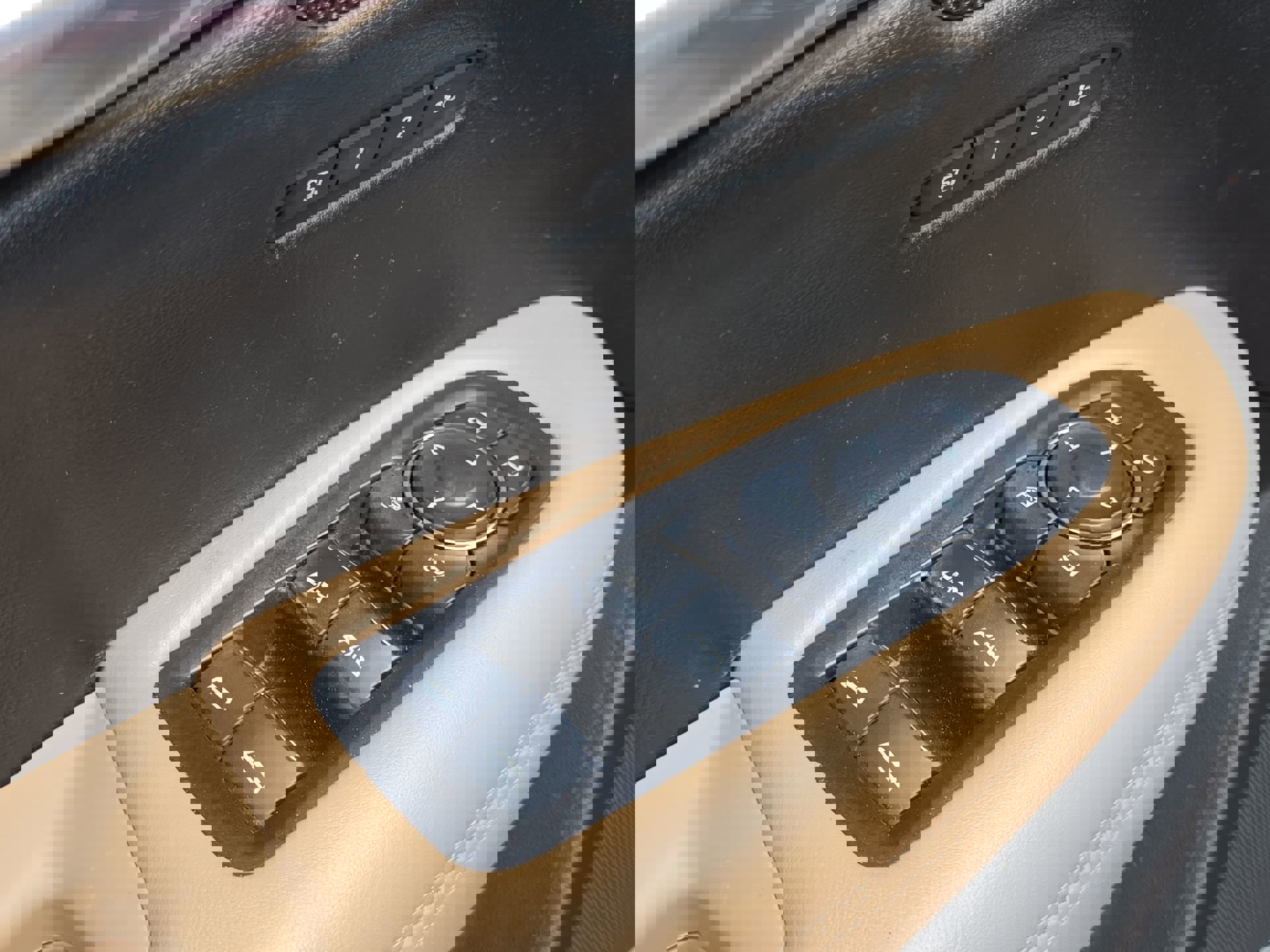 Used 2017 Cadillac XT5 Platinum image 13