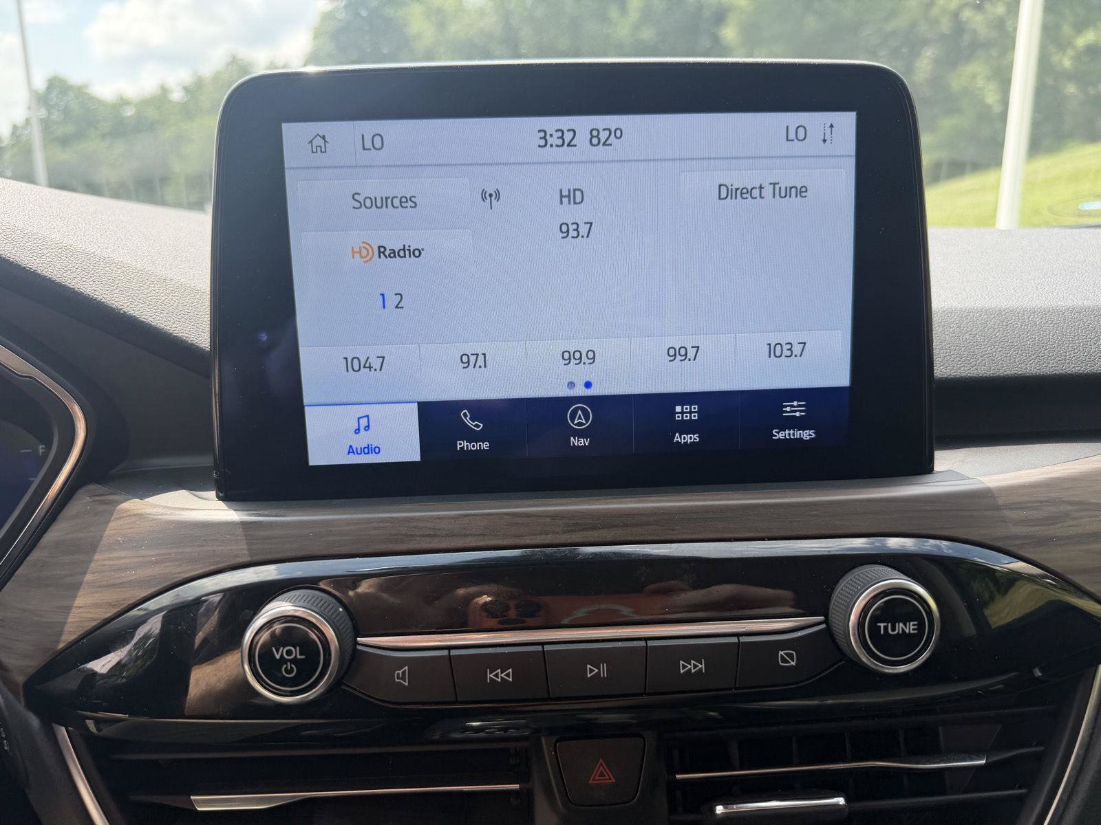 Used 2020 Ford Escape Titanium AWD/4WD image 15