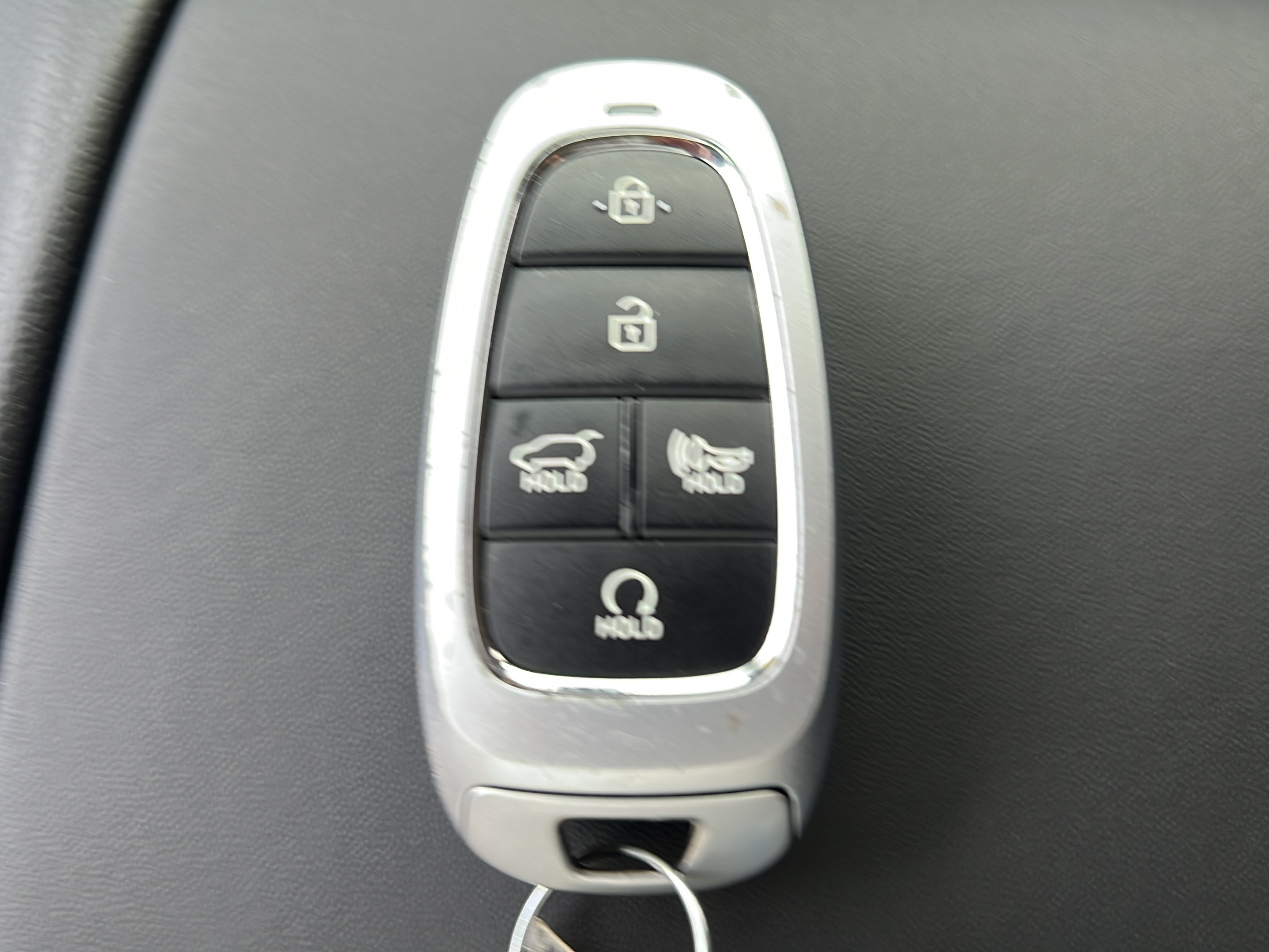 Certified 2022 Hyundai Santa Fe XRT FWD image 9