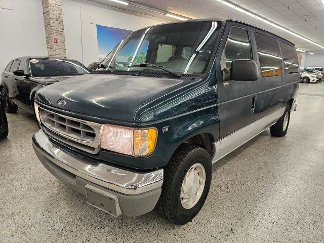 Used 2000 Ford E-150 and Econoline 150 Wagon