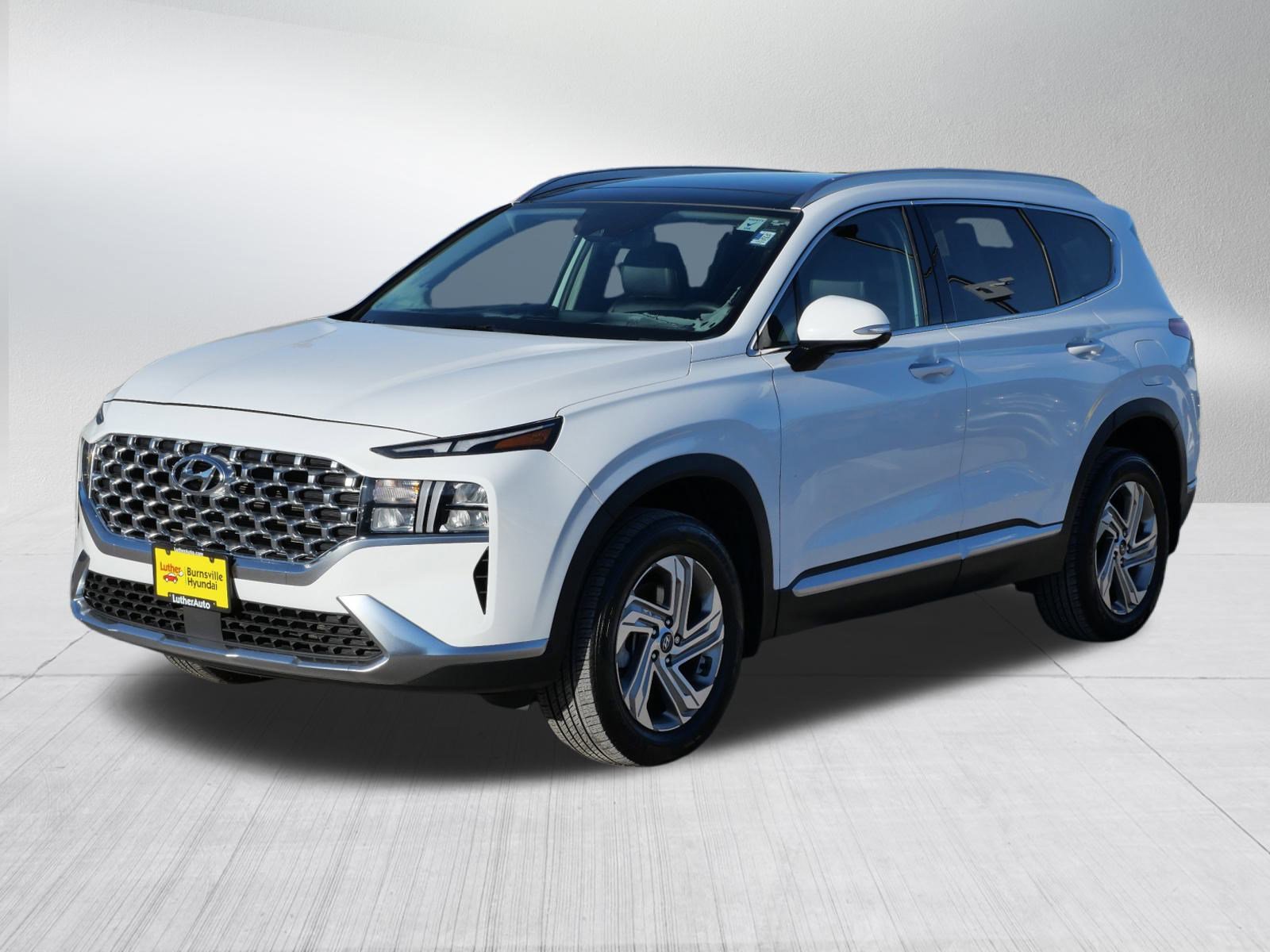 Certified 2023 Hyundai Santa Fe SEL w/ Premium Package image 3