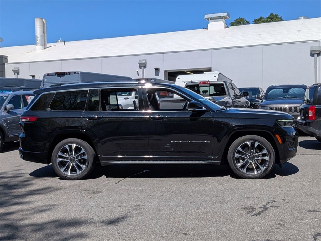Certified 2023 Jeep Grand Cherokee L Overland w/ Rear Seat Video Group I image 2