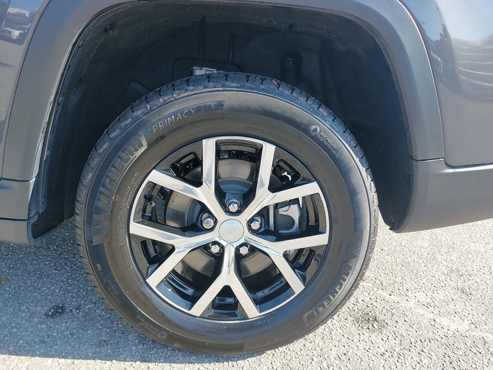 Used 2025 Jeep Grand Cherokee L Limited AWD/4WD image 35