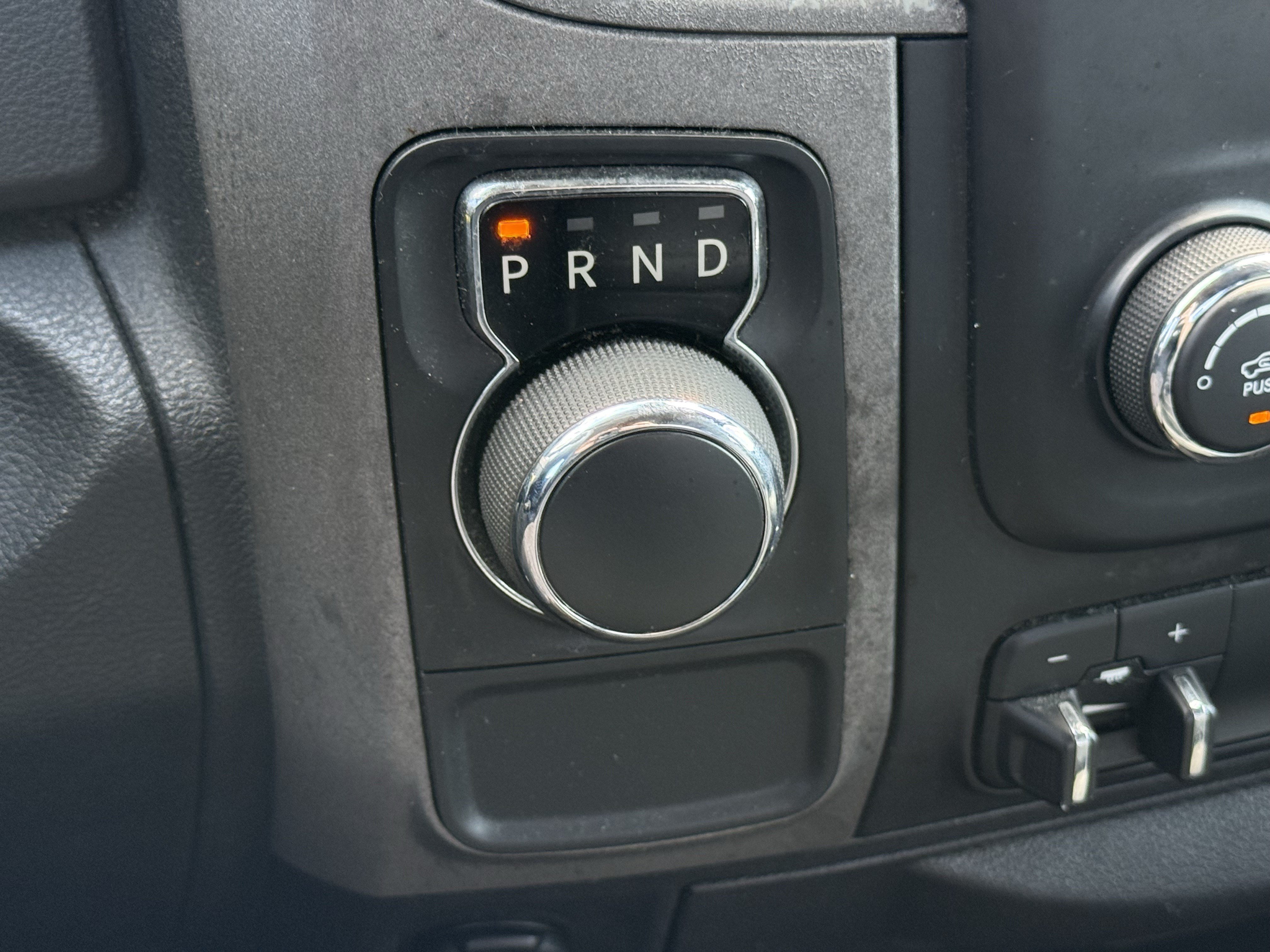 Used 2015 RAM 1500 Express RWD image 26