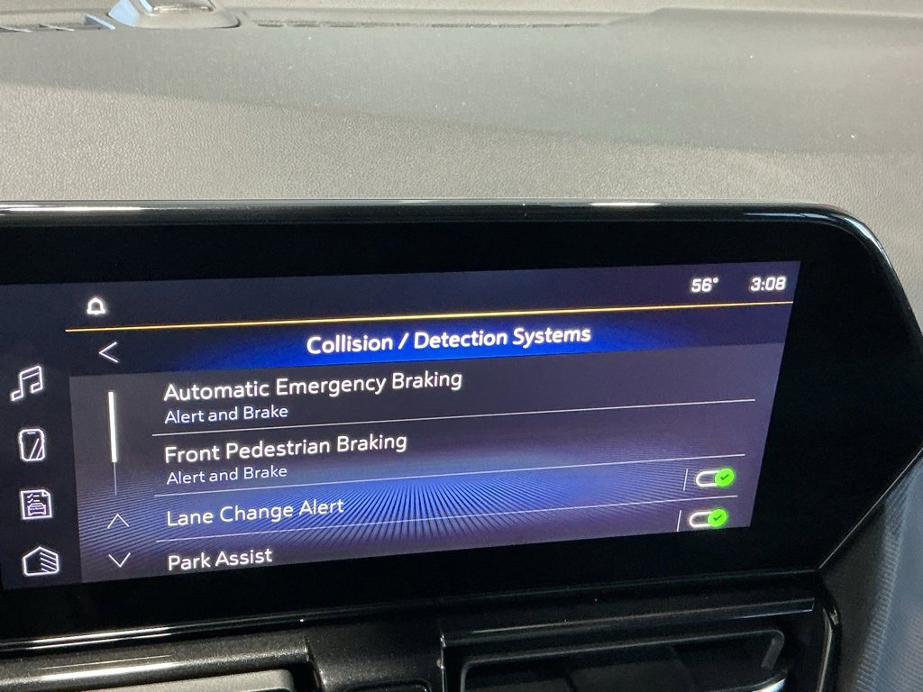 Used 2025 Chevrolet TrailBlazer RS w/ Convenience Package image 8