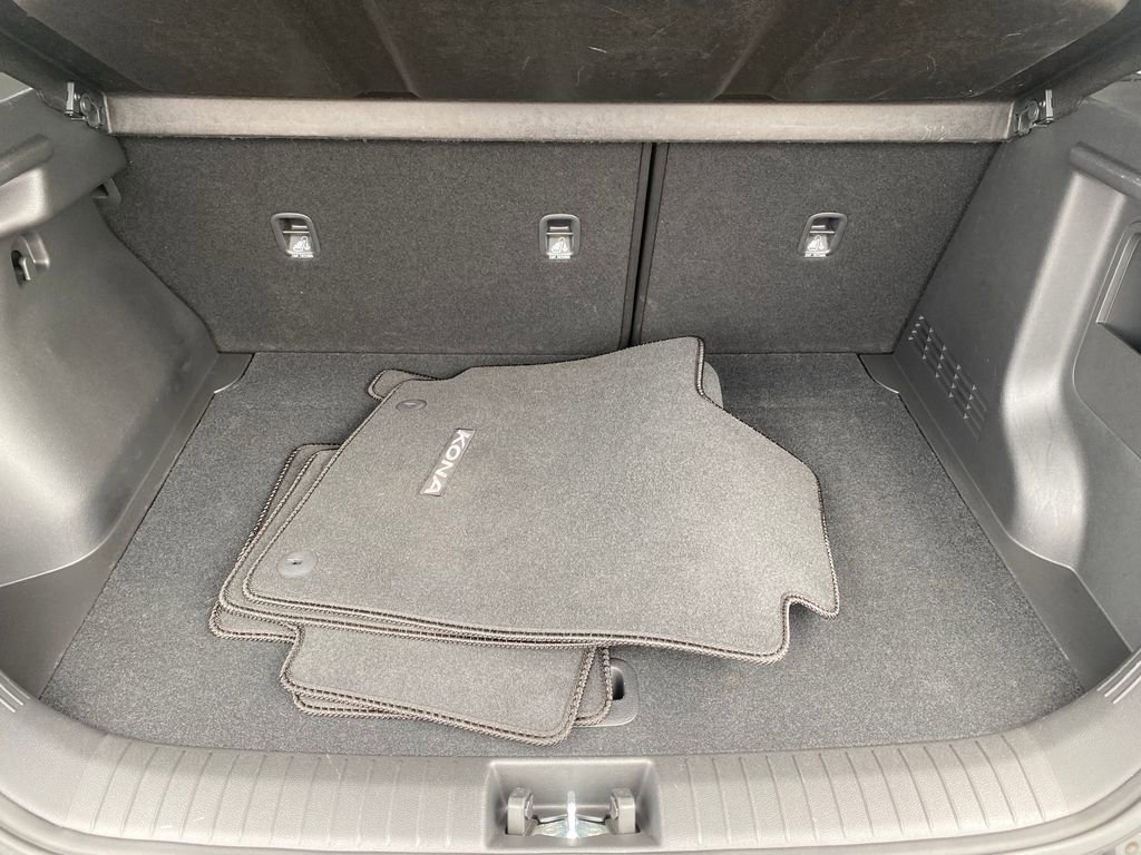 Used 2022 Hyundai Kona SEL FWD image 29