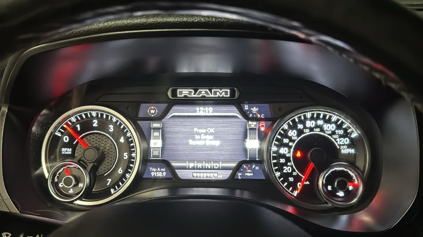 Used 2019 RAM 1500 Laramie AWD/4WD image 14