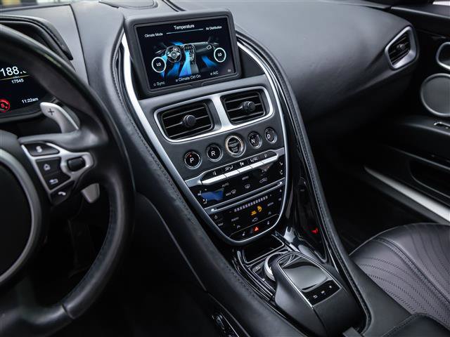 Used 2019 Aston Martin DB11 Base image 24